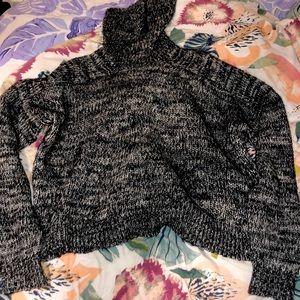 Forever 21 size S - Slightly cropped, black & white / heather turtleneck sweater